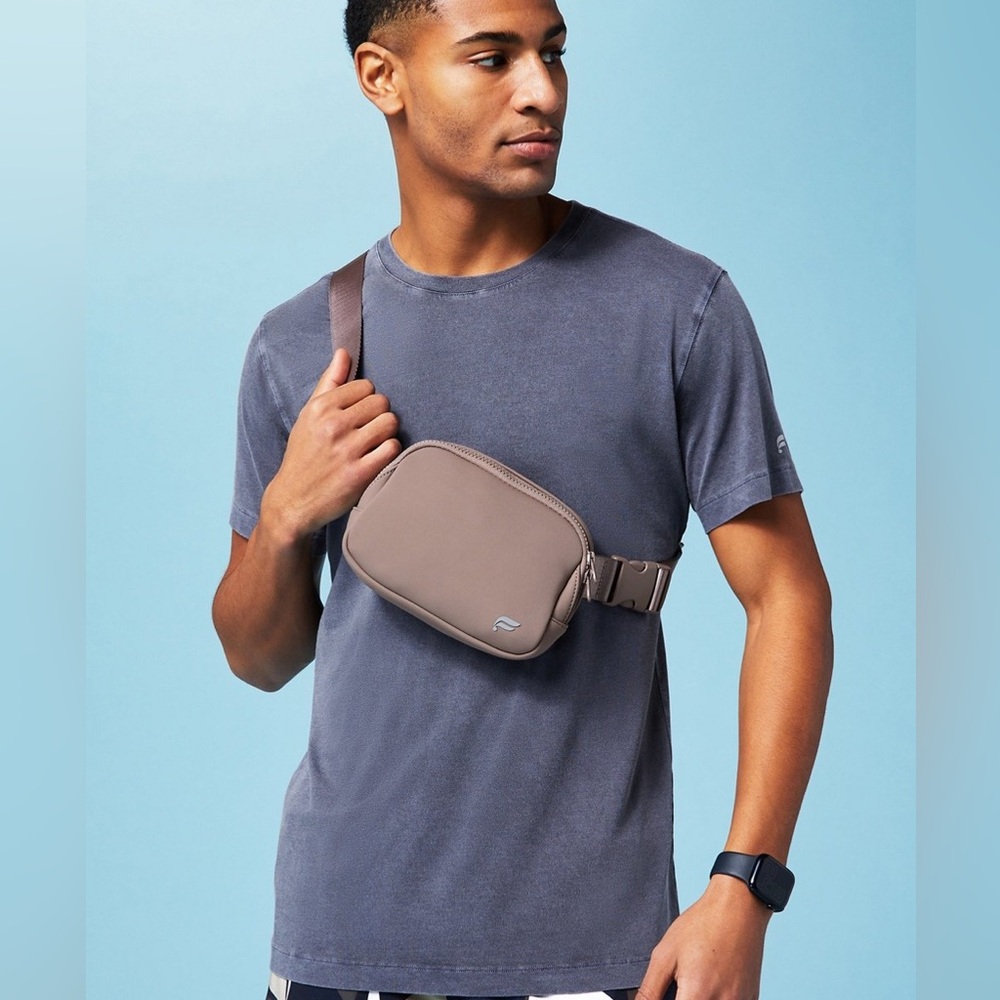 Fabletics Belt Bag Desert Shadows